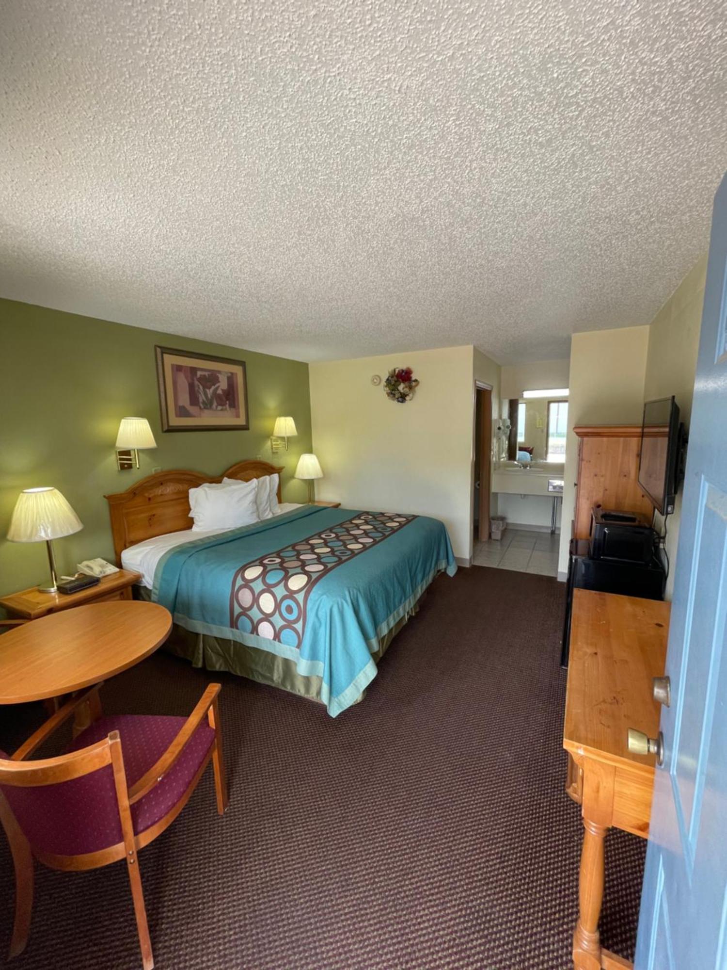 מאונטיין הום Executive Inn מראה חיצוני תמונה