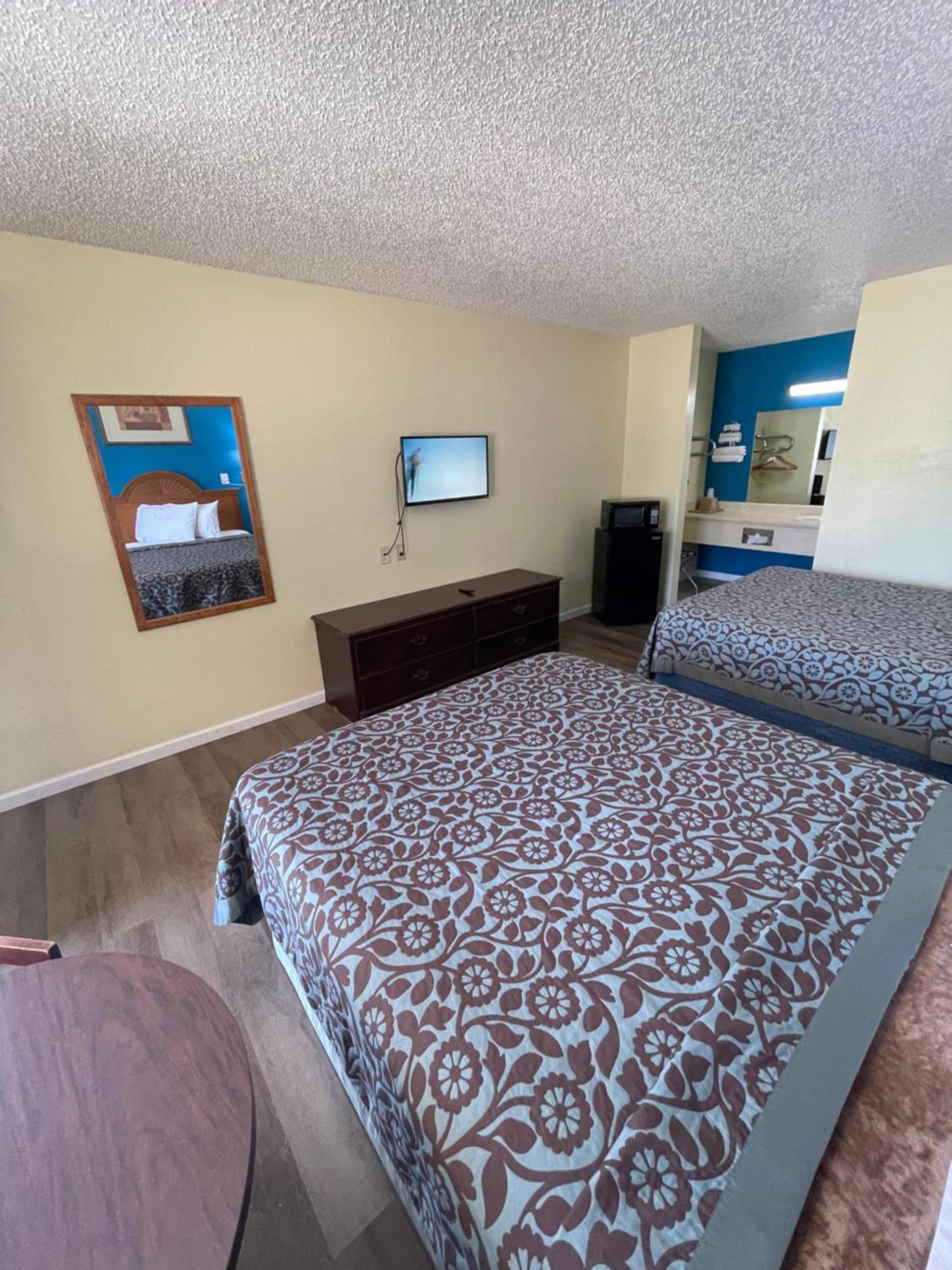 מאונטיין הום Executive Inn מראה חיצוני תמונה