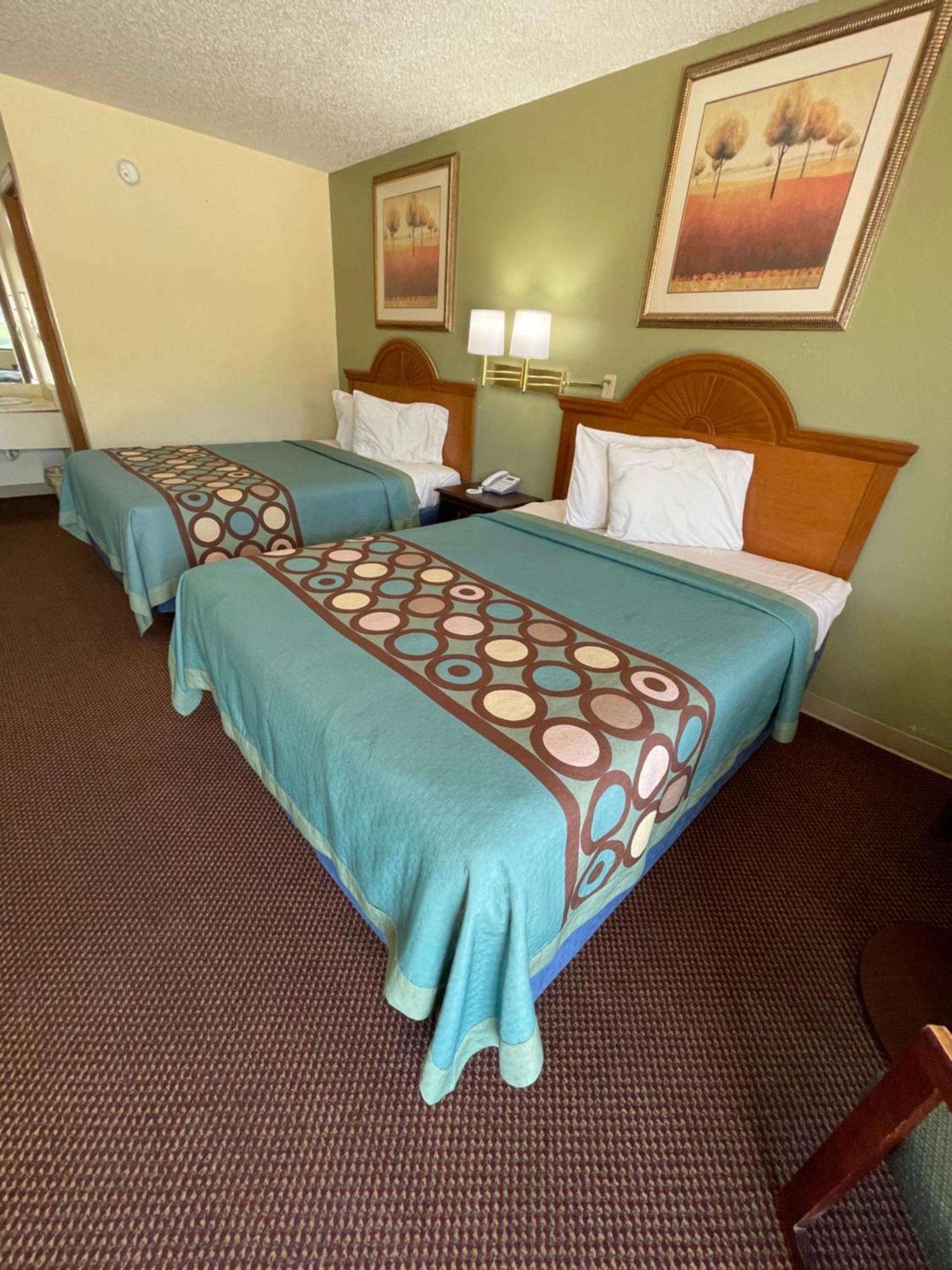 מאונטיין הום Executive Inn מראה חיצוני תמונה