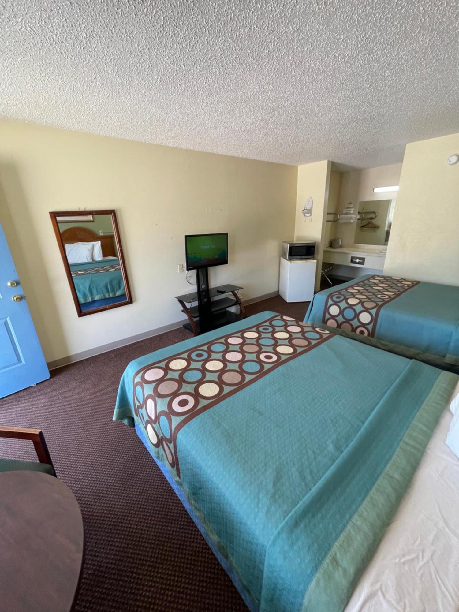 מאונטיין הום Executive Inn מראה חיצוני תמונה